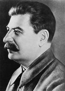 Фотопортрет: И.В.Сталин в профиль